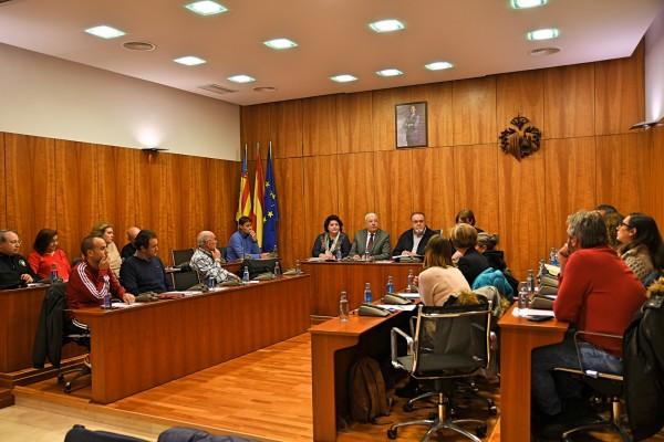 El Consejo Escolar Municipal de Orihuela apoya la  construcción de un nuevo colegio Virgen de la Puerta
