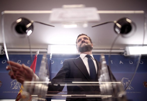 Casado reta a Montero a explicar al Congreso la intervención de Andalucía y a hacer lo mismo con la Comunitat 