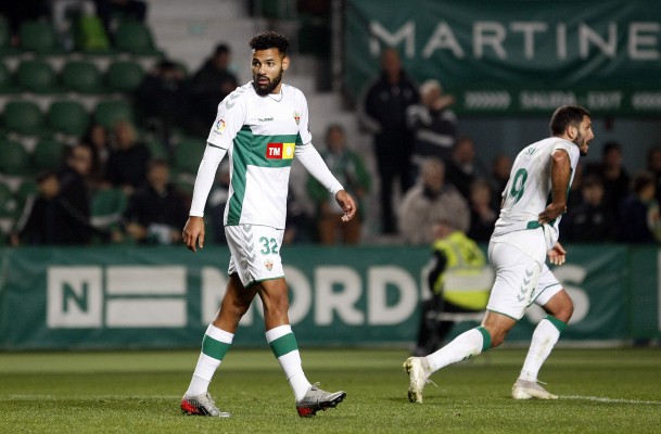 El marroquí Mourad se convierte en el cuarto jugador del filial que debuta con Pacheta
