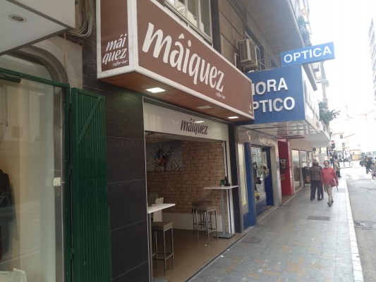 La popular confitería Máiquez de Maestro Alonso suspende pagos