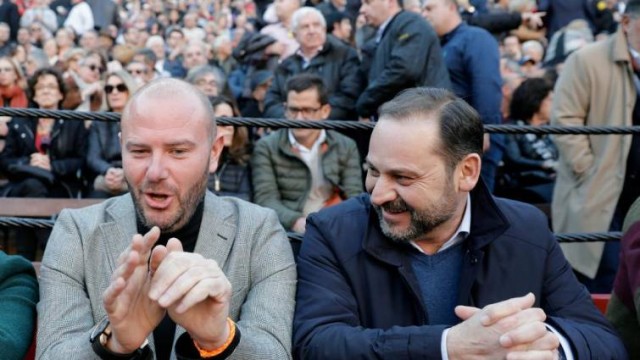 Temor en el 'ximismo' a una pinza de Ábalos con el tándem Gaspar-Bielsa