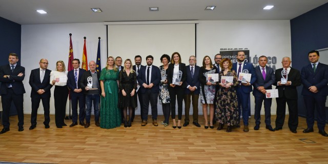Premios a Presintown, supermercados Pardo, Soso Store y Pequeña Moma