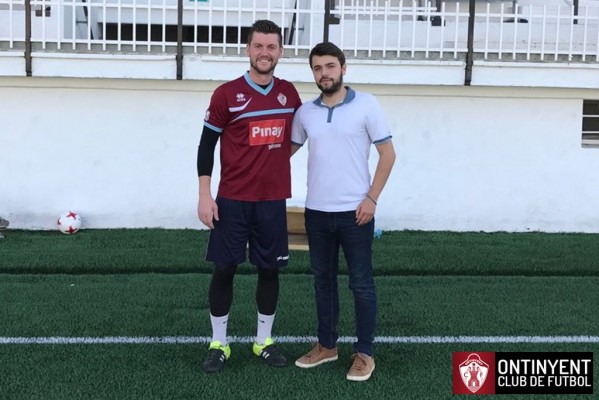 El Ontinyent incorpora al portero Javi Seral y al defensa Carrasco