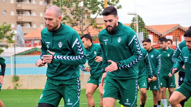 El Castellón busca reforzar los cimientos de su liderato a costa del Ebro