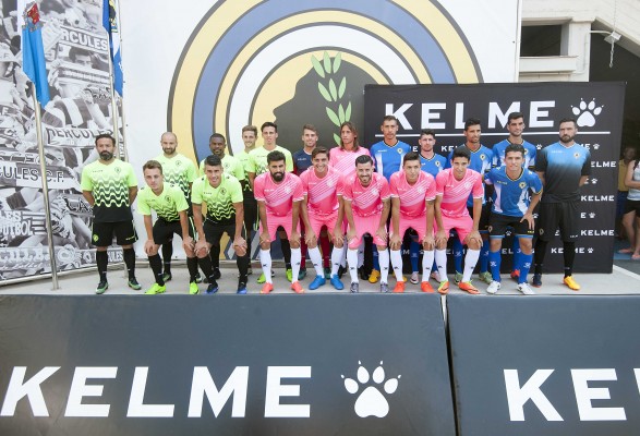 El Hércules rompe el molde con sus nuevas equipaciones