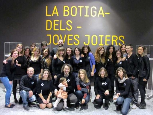 La 'Botiga dels joves joiers' de la EASD cumple diez años
