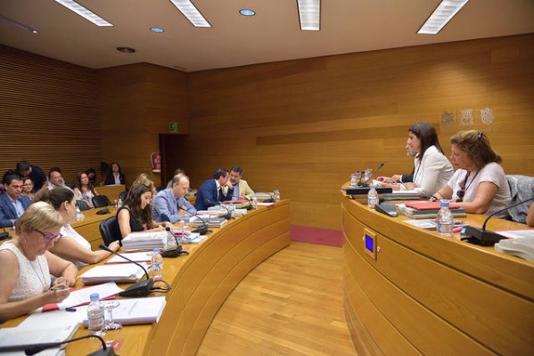 Les Corts remiten su dictamen sobre el accidente del metro un año tarde y con la causa sobreseída