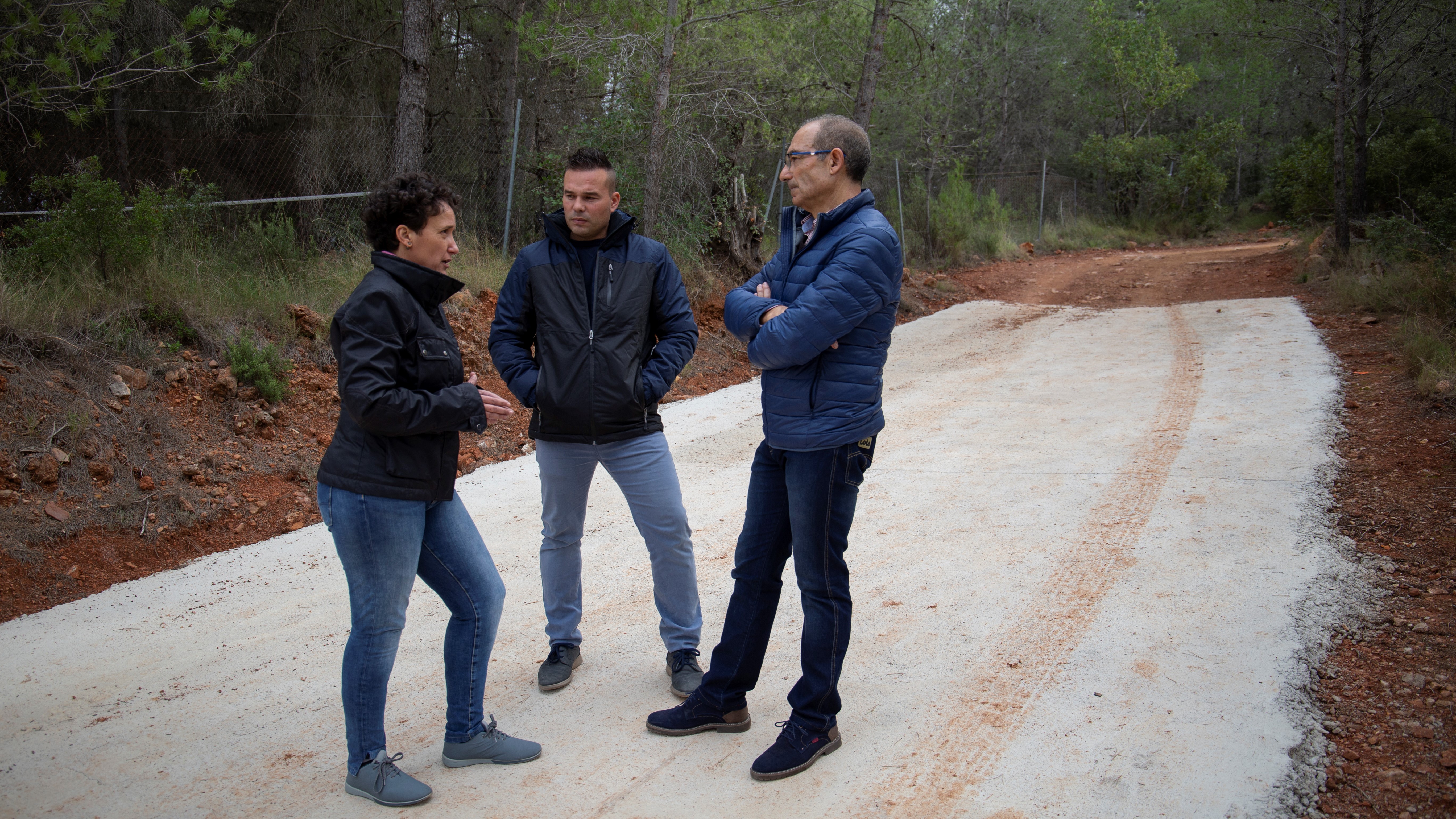 Onda requerirá a Conselleria que reconsidere las obras de asfaltado del camino a Santa Bárbara