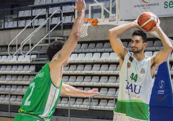 El TAU busca la primera victoria de su historia en Huesca con la novedad de Juanjo García