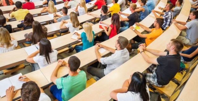 Convocan oposiciones para 1.343 plazas de empleo público en administración y educación en la Región