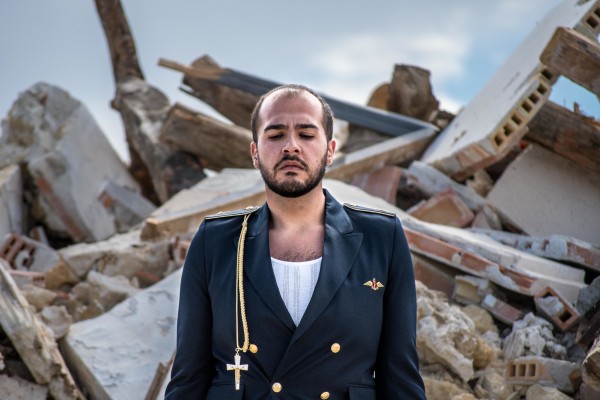 El 'Proyecto Pueblo' de Emilio Manzano: una reflexión escénica sobre las raíces y el 'habitar' 