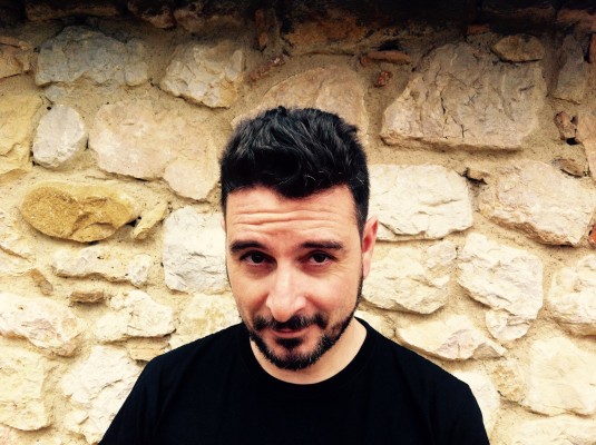 Kiko Amat: 
“No me interesan nada los escritores de técnica perfecta pero sin violencia”
