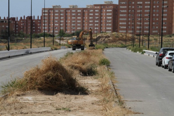 El PP y los vecinos exigen ampliar la Vía Parque: con tramos de un carril 