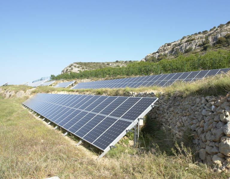 Onda extenderá durante 3 años la nueva rebaja del 20% en el IBI a los vecinos que usen energía solar