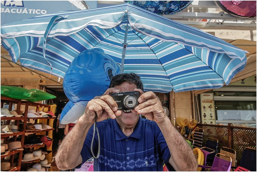 '¿Me ves?', seis fotógrafos con diversidad funcional hacen visible lo invisible en el Centre del Carme