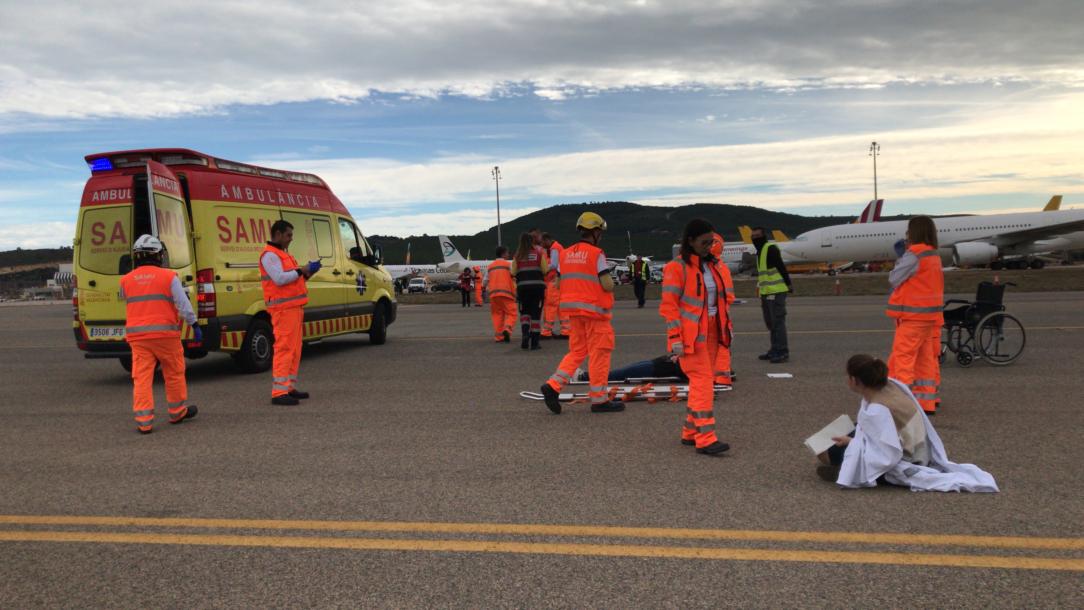 El aeropuerto de Castellón simula un accidente aéreo para evaluar su capacidad de respuesta