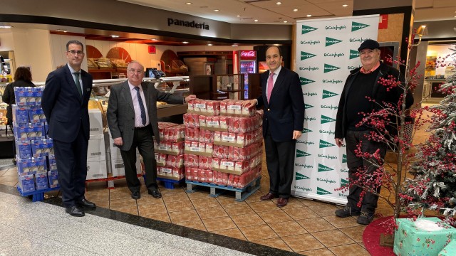 El Corte Inglés entrega 483 kg de productos al Banco de Alimentos de Castelló