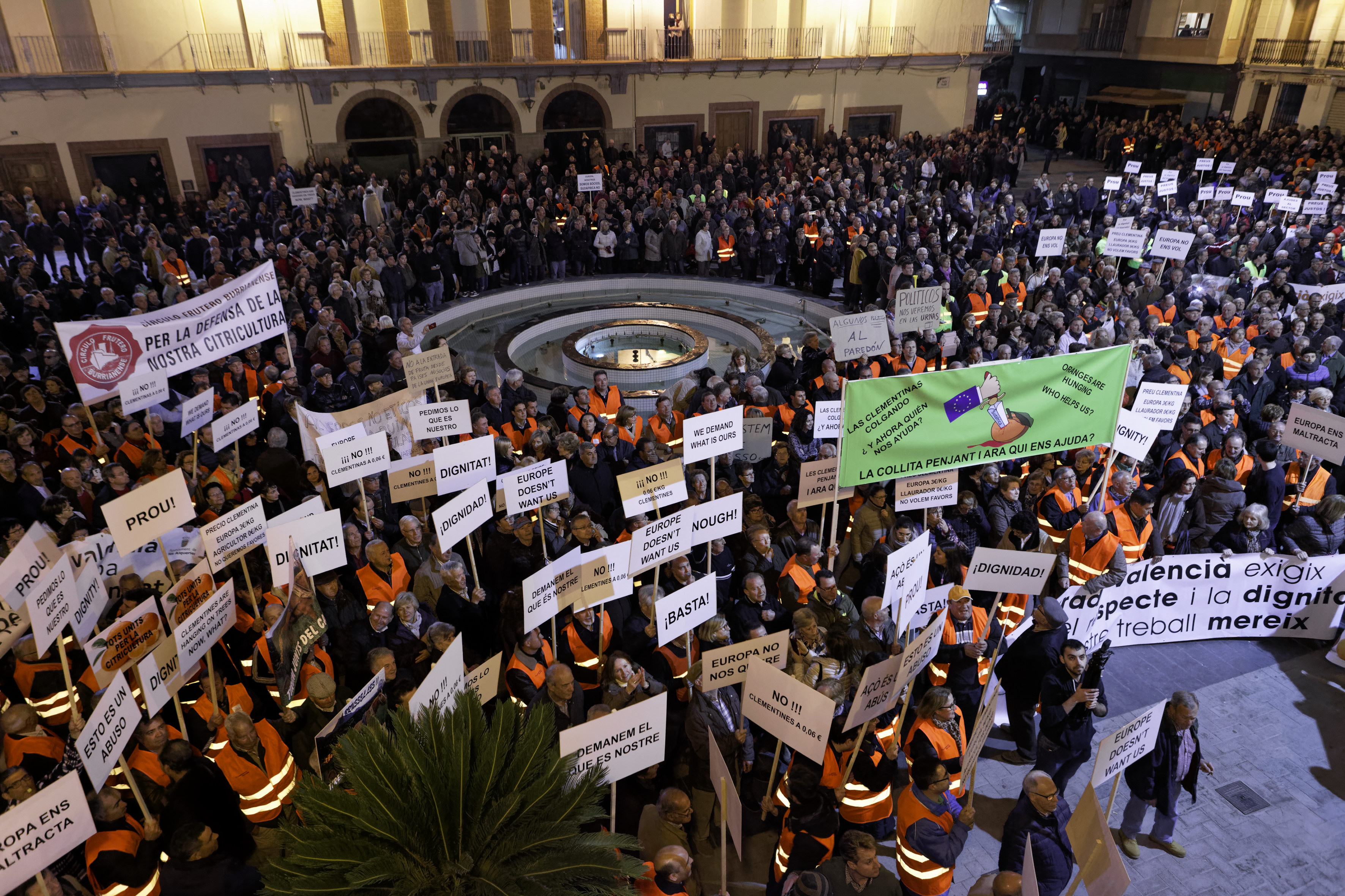 Una protesta del sector citrícola. Foto: Antonio Pradas - 