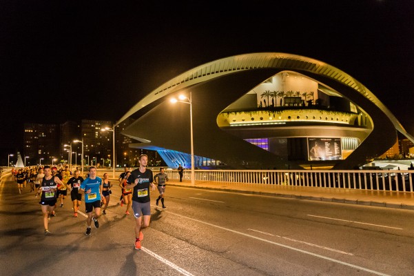 La 15K Nocturna Valencia Banco Mediolanum abre inscripciones el 13 de diciembre con 2.000 dorsales a 12 euros