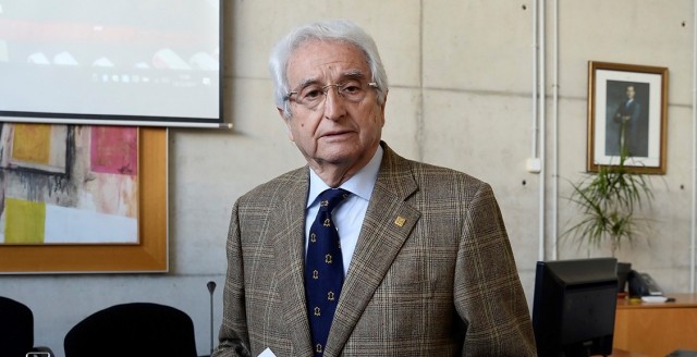 El primer presidente de Ceclor repasa la historia de su patronal en un libro
