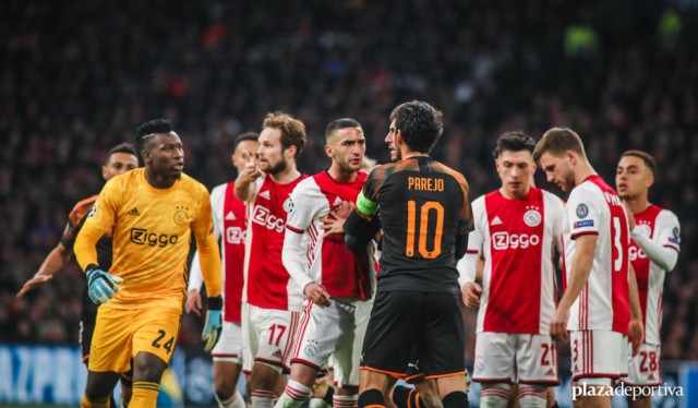 El Ajax se desploma en bolsa tras su derrota ante el Valencia CF en Champions