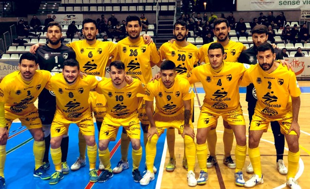 El Peñíscola gana el duelo provincial ante el Bisontes y accede a octavos de final de Copa (1-4)