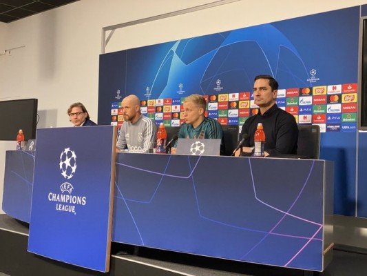Van de Beek: “El Valencia juega de la misma manera que el Ajax”