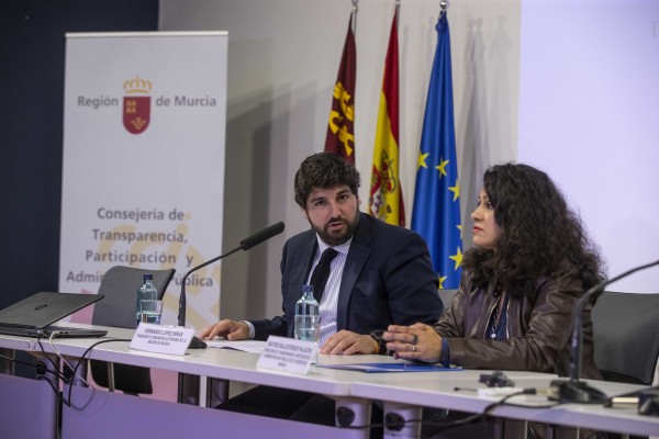 Las palabras de Miras sobre el Mar Menor indignan a la oposición: 