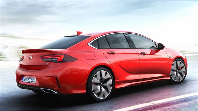 El nuevo Opel Insignia GSi estará disponible para pedidos en España a mediados de noviembre

