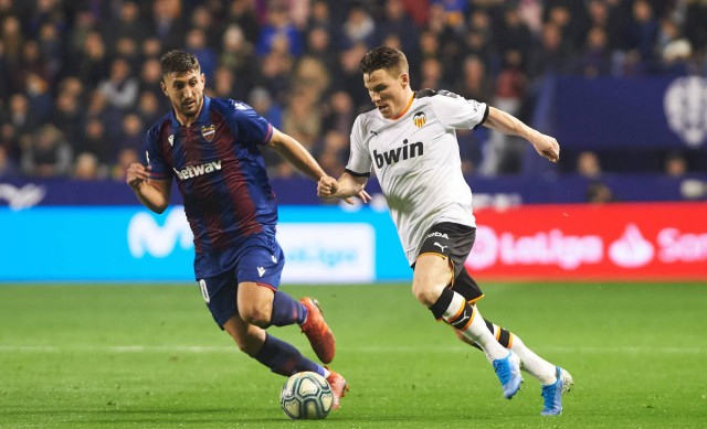 El Levante sufrió en el derbi su primera remontada tras dos goles de ventaja
