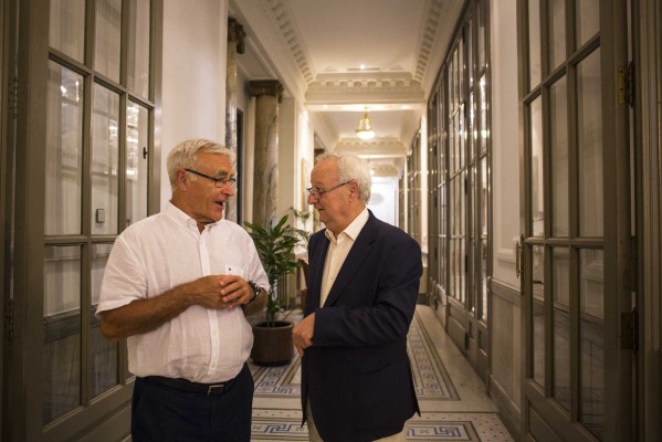 Joan Ribó y Ricard Pérez Casado: una cita de alcalde a alcalde con 27 años de distancia 
