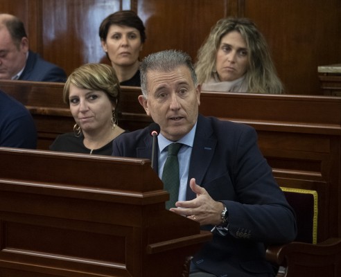 El PP denuncia que Martí anuncia el fin de las ayudas directas en Diputación 