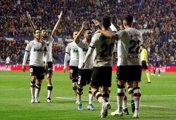 Correcalles que ganas porque tú tienes a Rodrigo, Ferran, Gameiro y cía