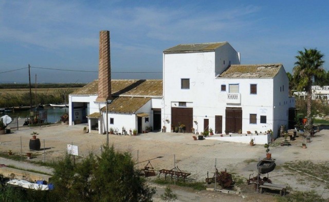 Otro embarcadero para la Albufera: València compra la Trilladora del Tocaio en El Palmar