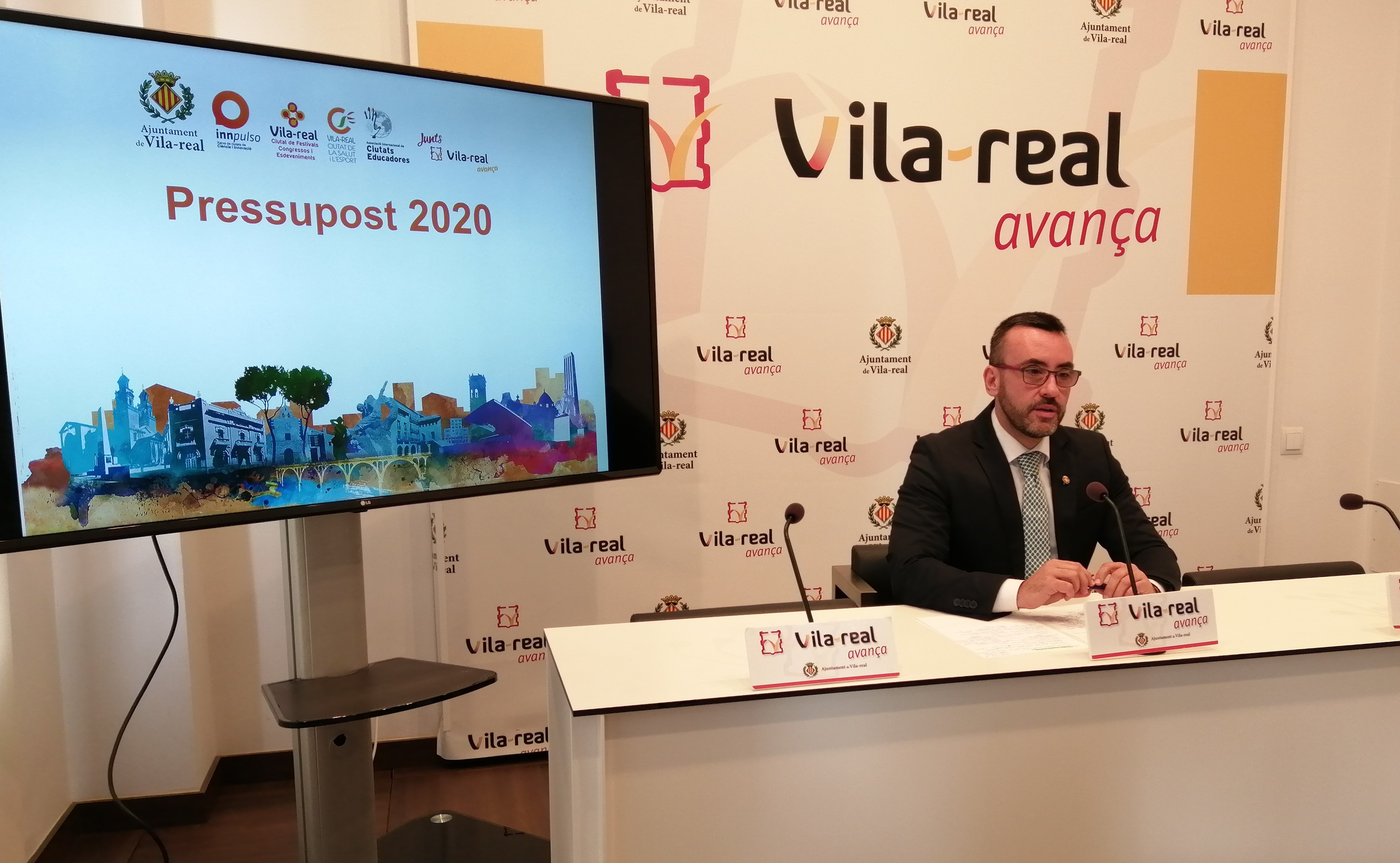 Vila-real traza un presupuesto de menos de 48 millones, que reequilibre las cuentas y baje deuda