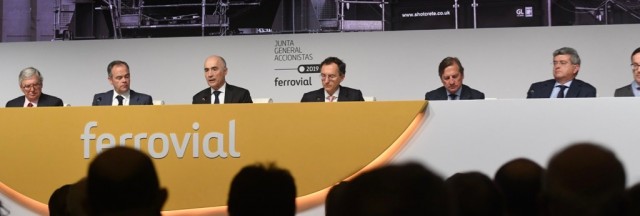 Ferrovial mantiene el tipo (y bien) en bolsa pese al Brexit