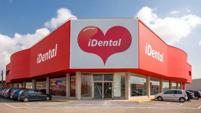 La Audiencia manda al banquillo a 35 investigados del caso iDental por estafa y organización criminal