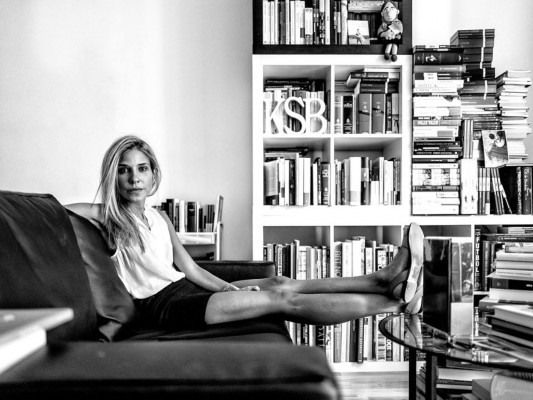 Karina Sainz Borgo:  