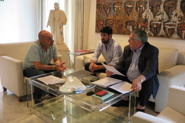 Diputación deniega una subvención a Lo Rat Penat por incumplir unos criterios de la AVL