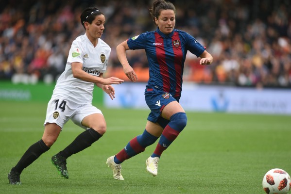 Levante y Valencia enfilan con dinámicas antagónicas el derbi femenino