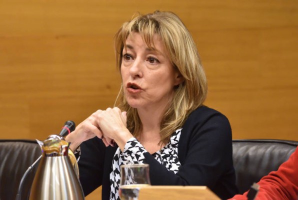 La exconsellera Trini Miró se desentiende del contrato entre Patrocini y Les Arts