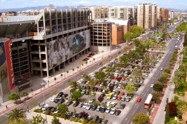 El Valencia CF quiere ser sostenible y prepara un plan para reducir su huella ecológica