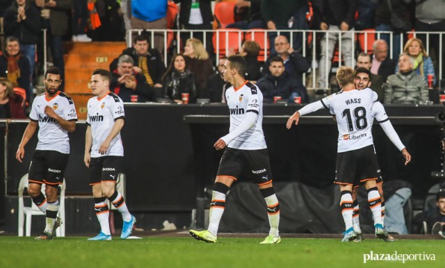El Valencia no falla a su cita con el gol pero le cuesta cerrar su portería
