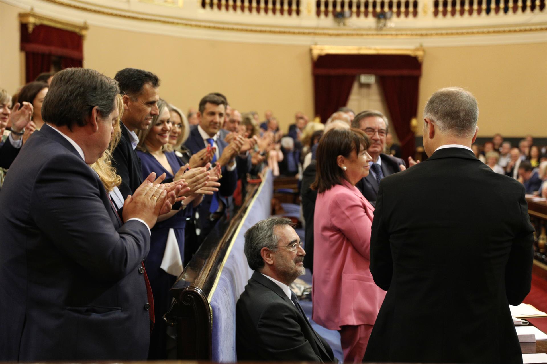 El Senado abre la legislatura con un PSOE sin mayoría asegurada y con 20 partidos políticos
