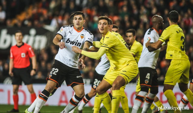 El Villarreal cae en un derbi apasionante