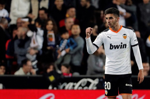 El Valencia se lleva un derbi apasionante