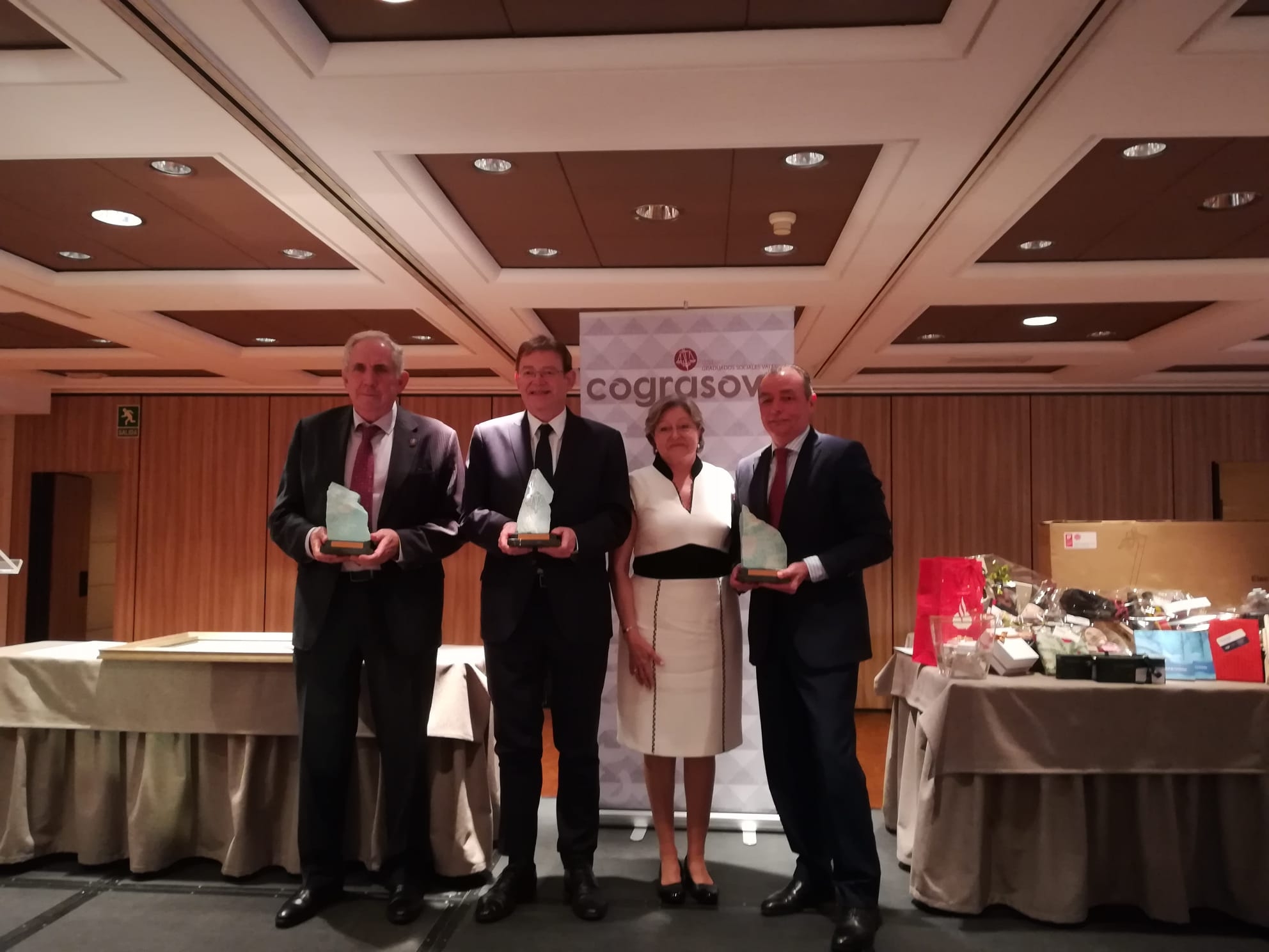 El Colegio de Graduados Sociales entrega sus Æquitas 2019 a Ximo Puig, Salvador Navarro y Francisco Olarte

