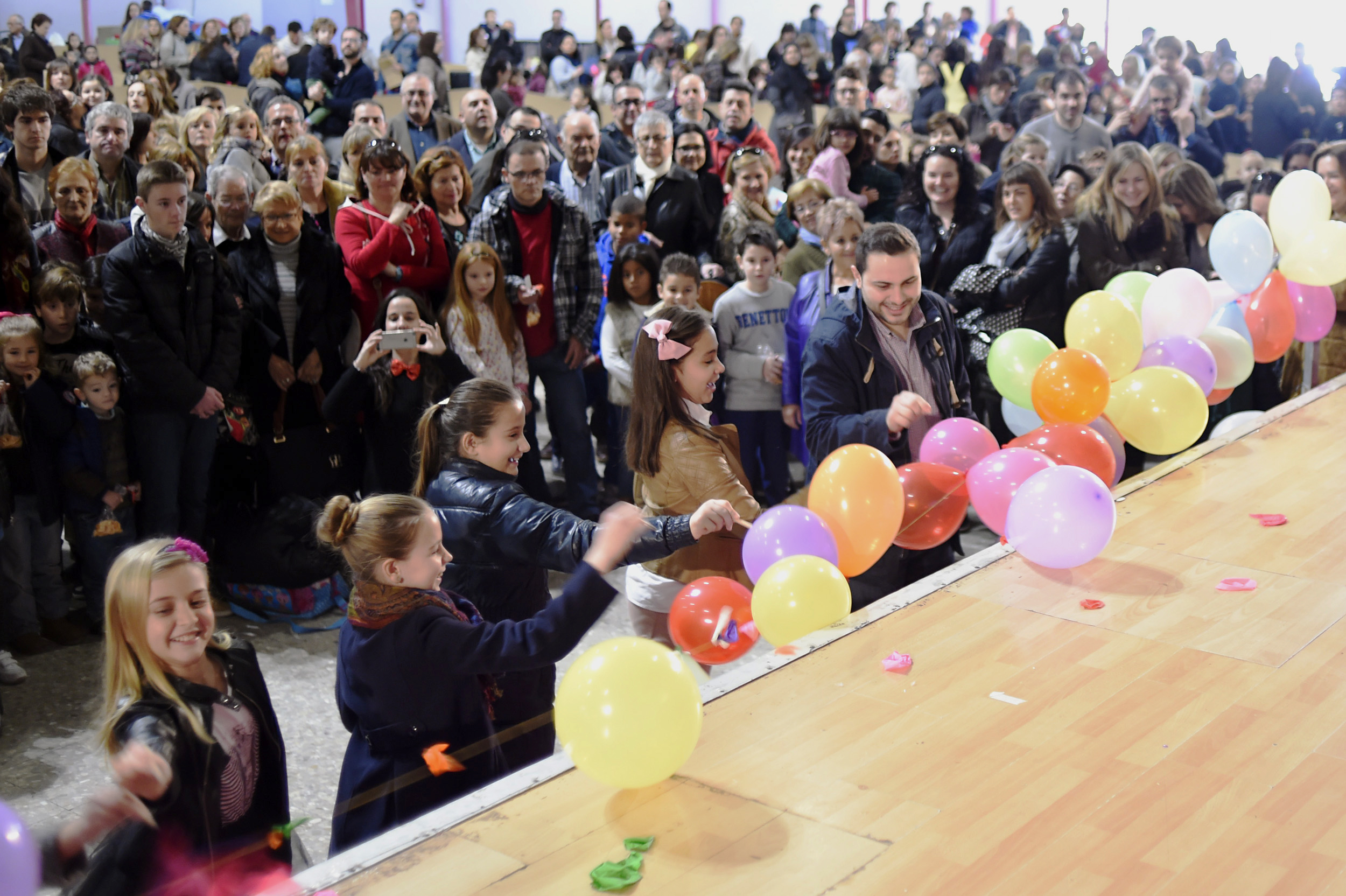 Castelló engega la Fira de Nadal amb activitats de robòtica, contacontes o realitat augmentada  