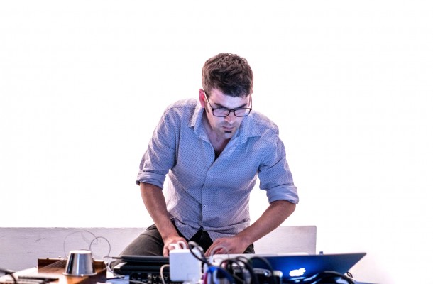 Edu Comelles presenta su último trabajo inspirado únicamente en sonidos captados en Culla 