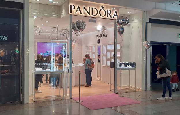 La joyería Pandora, nuevo fichaje para el Centro Comercial L'Aljub